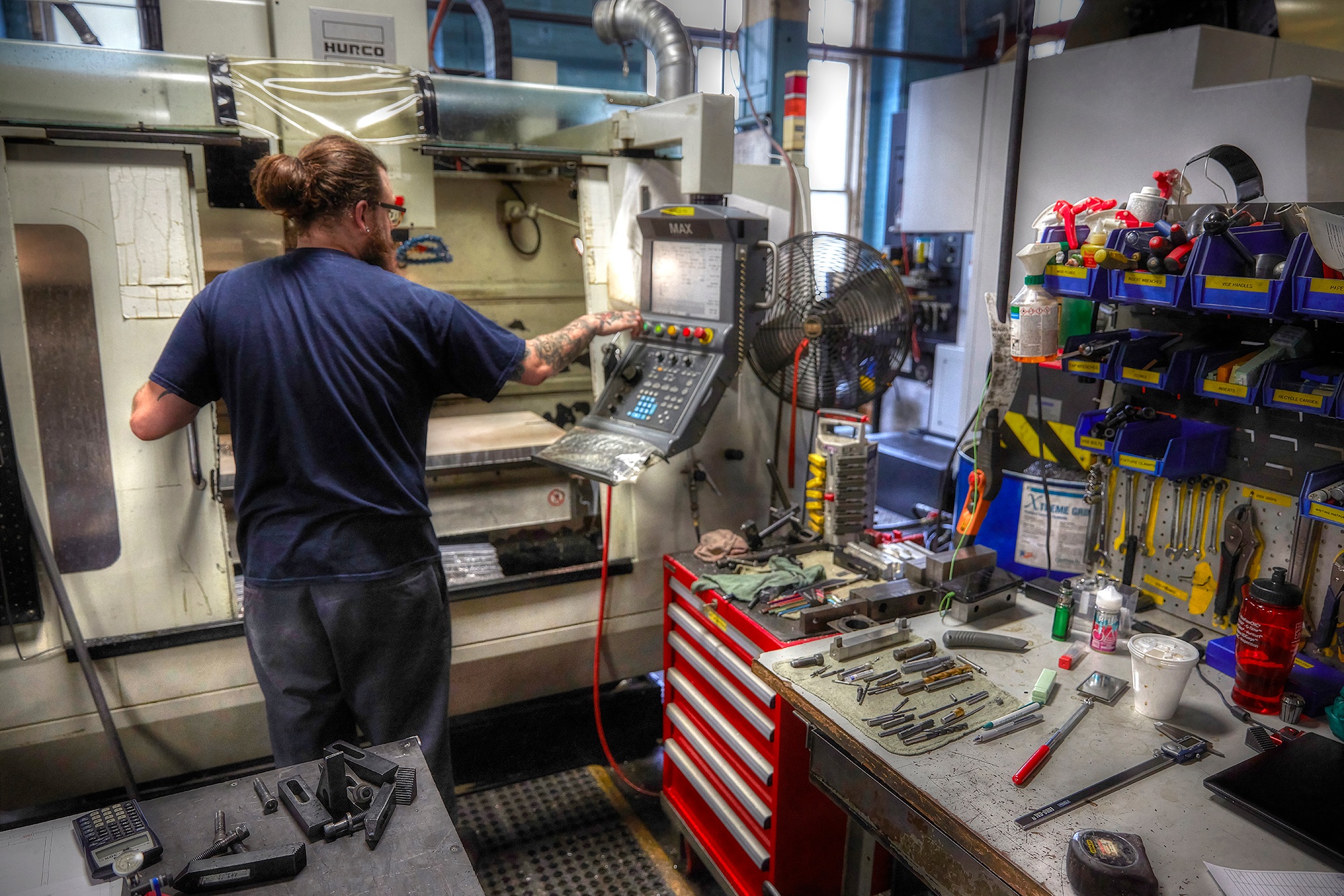 am-tool_CNC-milling-machine-1